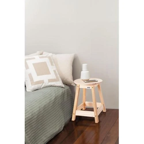 Détail de Tabouret Cuisine Bois Massif Tramontina, Design Élégant