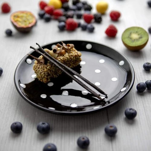 Assiette dessert noire, pois blancs, céramique artisanale - Vue principale