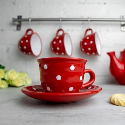Détail de Tasse, sous tasse café, thé, rouge, pois blancs, City to Cottage