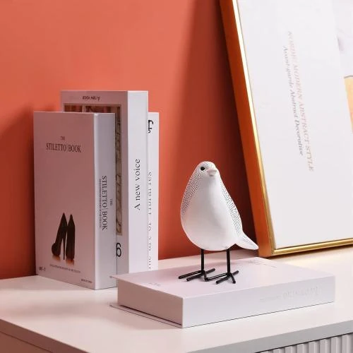 Zoom sur Figurine Oiseau Quoowiit, Sculpture Moderne Résine Chic
