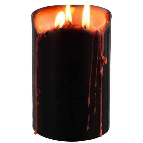 Détail de Bougie pilier cire noire, larmes vampire, design unique