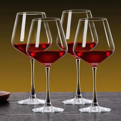 Zoom sur Verres à vin soufflés à la main, lot de 4, cadeaux Noël