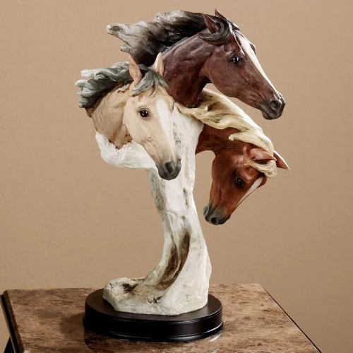 Sculpture cheval sauvage Touch of Class, tons de terre - Vue principale
