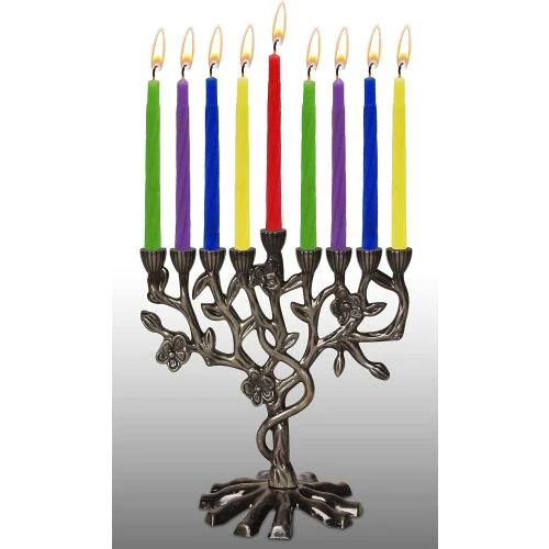 Zoom sur Menorah Hanukkah Arbre de Vie, Ensemble Antique, Bougies, Dreidels
