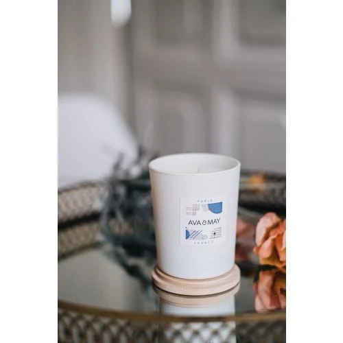 Détail de Bougie parfumée vegan Paris, bergamote, jasmin, rose