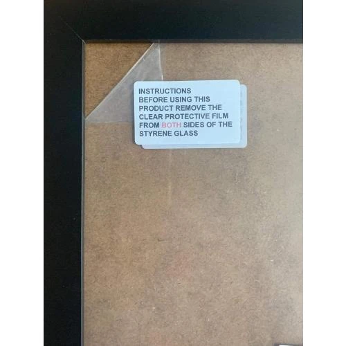 Détail de Cadre Photo Plastique Noir, Frame by Post, Design Moderne