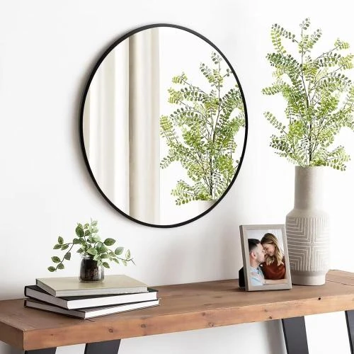 Zoom sur Miroirs muraux ronds noirs, décor intérieur élégant, moderne
