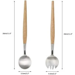 Ensemble cuillère, fourchette salade, acier inoxydable, bois en situation