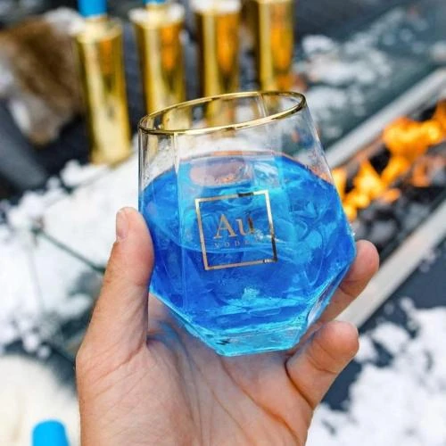 Zoom sur Au 79 Vodka Verre Diamant, Élégance, Design Unique