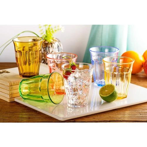 Zoom sur Gobelets en plastique enfants YINJOYI, verres colorés reutilisables