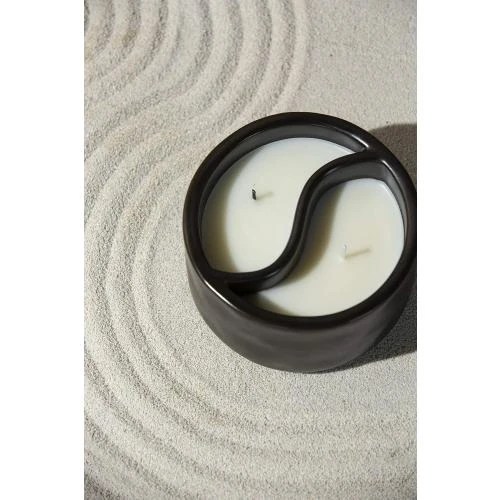 Zoom sur Bougie parfumée Paddywax Yin Yang, Noir, 325 ml