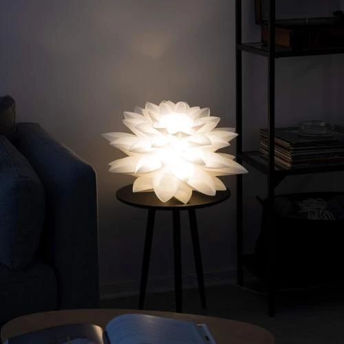 Zoom sur Lampe Puzzle Kwmobile Design Lotus - Luminaire DIY Polypropylène
