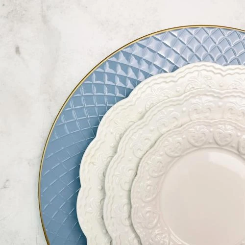 Zoom sur Assiettes rondes 33 cm, chargeurs plastique, bleu clair