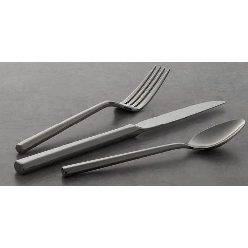 Zoom sur Oneida Service 6 pièces, ustensiles cuisine, design élégant
