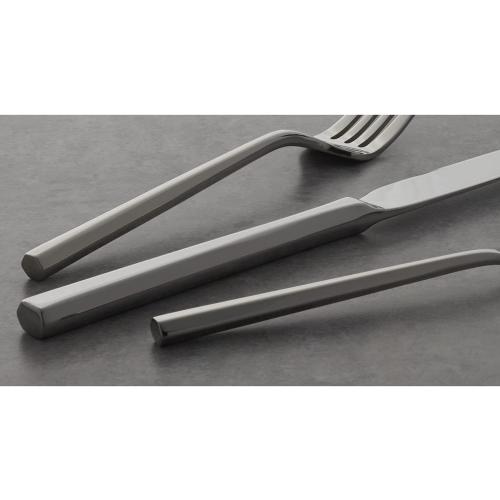 Présentation de Oneida Service 6 pièces, ustensiles cuisine, design élégant en situation