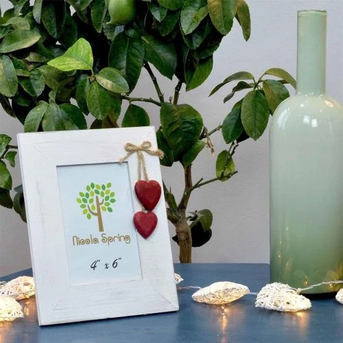 Détail de Cadres Photo Bois Blanc Coeurs Rouges Nicola Spring