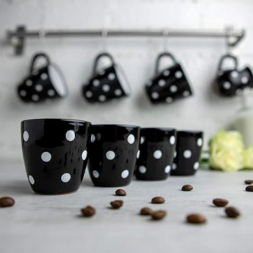 Détail de City To Cottage, Ensemble 4 Tasses Expresso Noires Pois Blancs