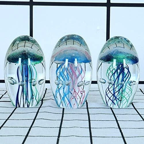 Zoom sur Figurine Méduse en Verre Soufflé EUSTUMA - Idéal Cadeau Anniversaire