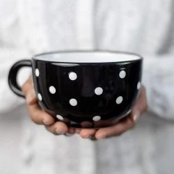 Tasse en céramique noire, pois blancs, artisanale