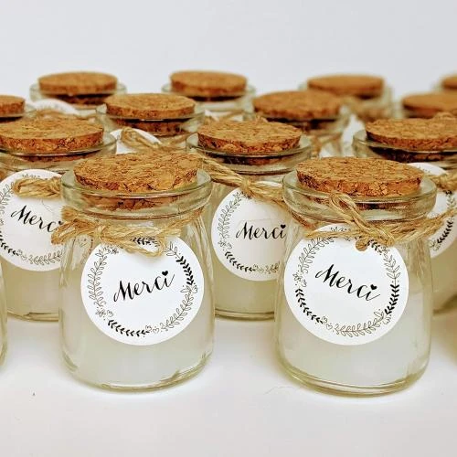Détail de Bougies parfumées Bestdayever, pot verre, étiquette MERCI