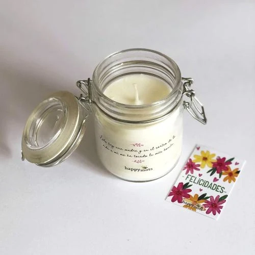 Zoom sur Coffret cadeau fête des mères, bougie parfumée, cartes