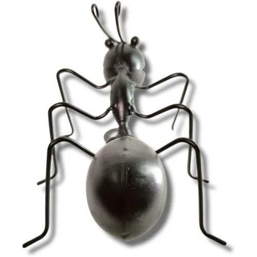 Zoom sur Figure décorative Hick, métal, mur suspendu, design élégant