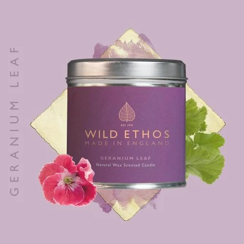 Zoom sur Bougie parfumée éthos naturels, étain, géranium, artisanale