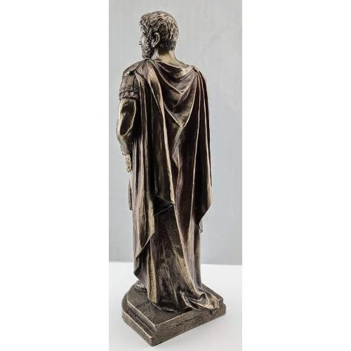 Zoom sur Statue Empereur Romain Hadrien Bronze Veronese Design