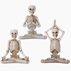 Statues crâne yoga, sculptures résine squelette, décor blanc