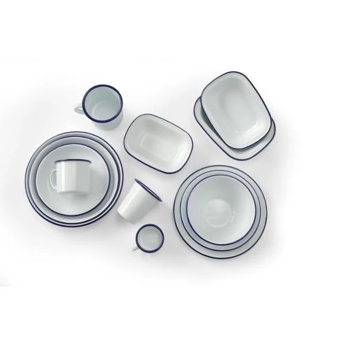 Zoom sur Assiette acier émaillé blanc, bord bleu, plat rond