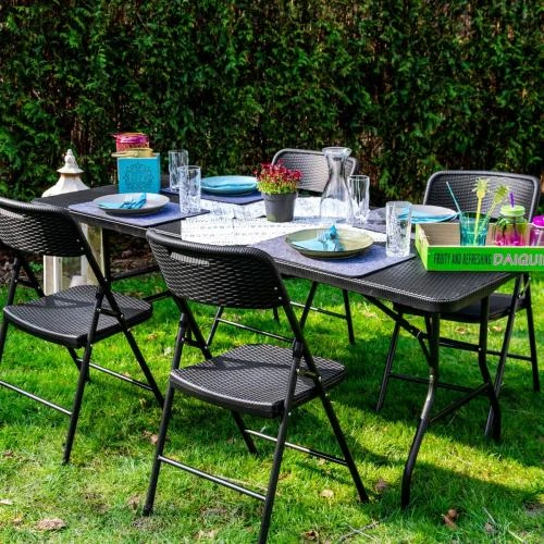 Détail de Amanka Meubles Jardin, Table 180 cm, 4 Chaises Rotin Noir