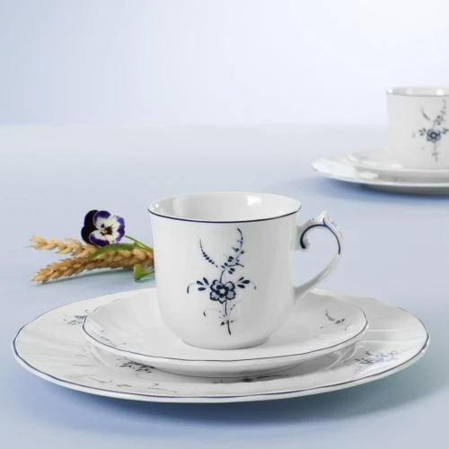 Détail de Tasse à café Villeroy Boch Vieux Luxembourg, Porcelaine Blanc Bleu