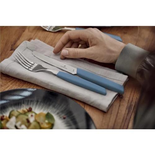 Détail de Victorinox Menagere 24 pièces, Couteaux Tranchants, Bleu