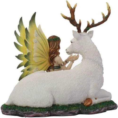 Zoom sur Figurine Nemesis Now Adoration en Résine – Décoration Élégante