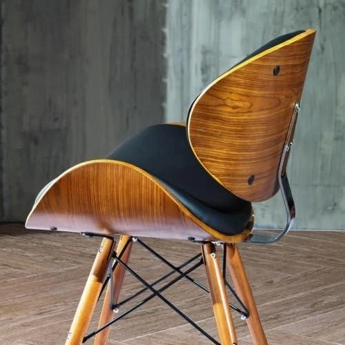 Zoom sur Chaise de Bureau Rétro, Simili Cuir Noir, Finitions Noyer, Style Folk
