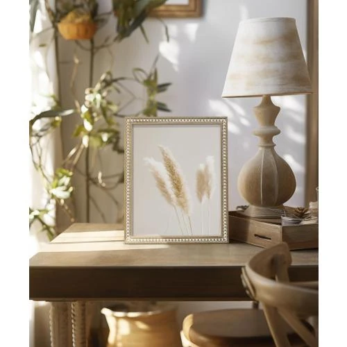 Détail de Cadre photo vintage bois blanc Sumgar, décoration murale