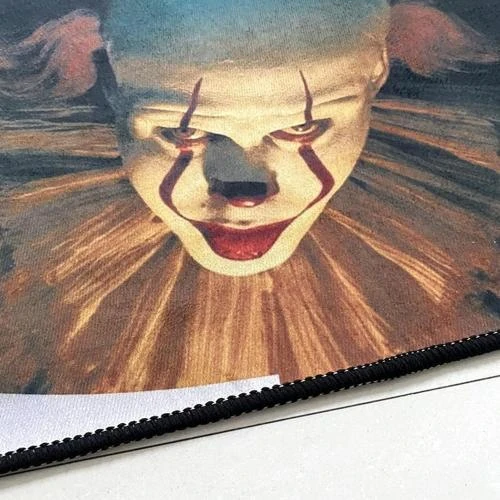 Zoom sur Tapis Illusion 3D Noir Blanc, Motif Piège à Clown, Gamer