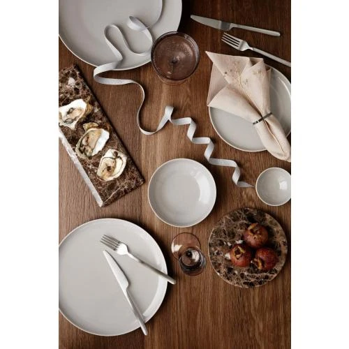 Zoom sur Assiette Plate Blomus 64021 Porcelaine Design Élégant