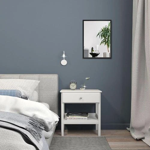 Zoom sur Miroir salle de bain décoratif, cadre métal noir, design moderne