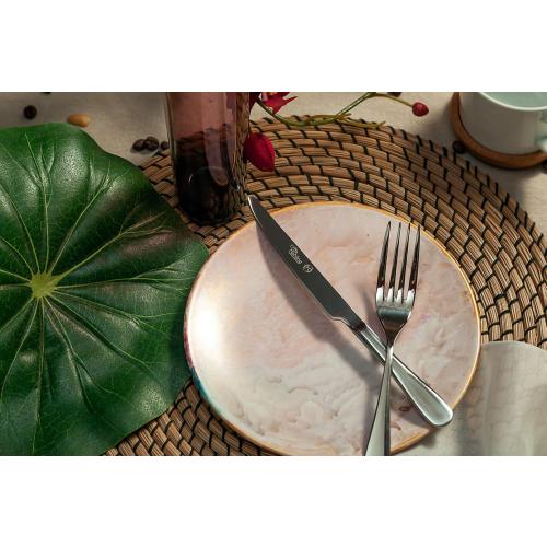 Présentation de Zoom sur Ensemble couverts 42 pièces Otto Koning, acier inoxydable miroir