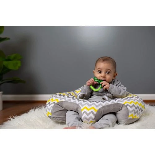 Zoom sur Chaise assise enfant Hugaboo, Chevron jaune, confort