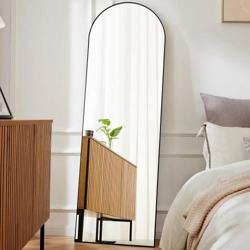 Détail de Miroir Arqué Pleine Longueur, Cadre Mince Aluminium