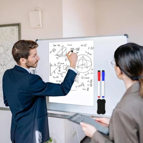 Zoom sur Tableau Blanc Magnétique Effaçable, Frigo, 5 Stylos, Effaceur