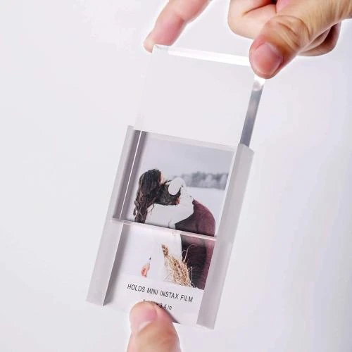 Zoom sur Cadre photo flottant blanc, mini cadre Polaroid, décoration