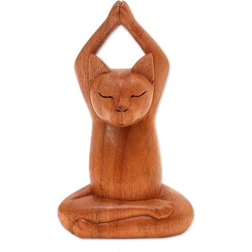 Sculpture en bois Yoga Cat marron, décoration zen - Vue principale