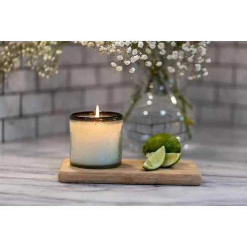 Détail de Bougie parfumée Paddywax, La Playa, Rose Vanille