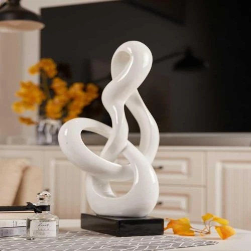 Zoom sur Sculpture Clé de Sol en Résine pour Décoration Maison Moderne