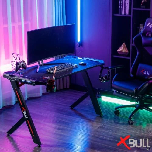 Détail de Bureau Gaming Ergonomique LED, Accessoires Inclus, Design Moderne