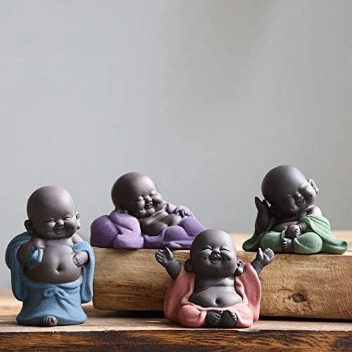 Zoom sur Statues Bouddha Petit Moine Ceramique MonLiya Feng Shui