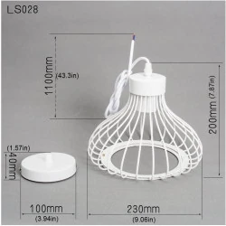 Suspension Cage Métal Blanc Vintage Chrasy, Luminaire Retro en situation